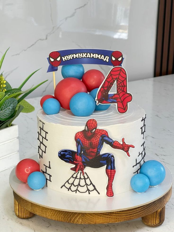 Spiderman cake 2 pound