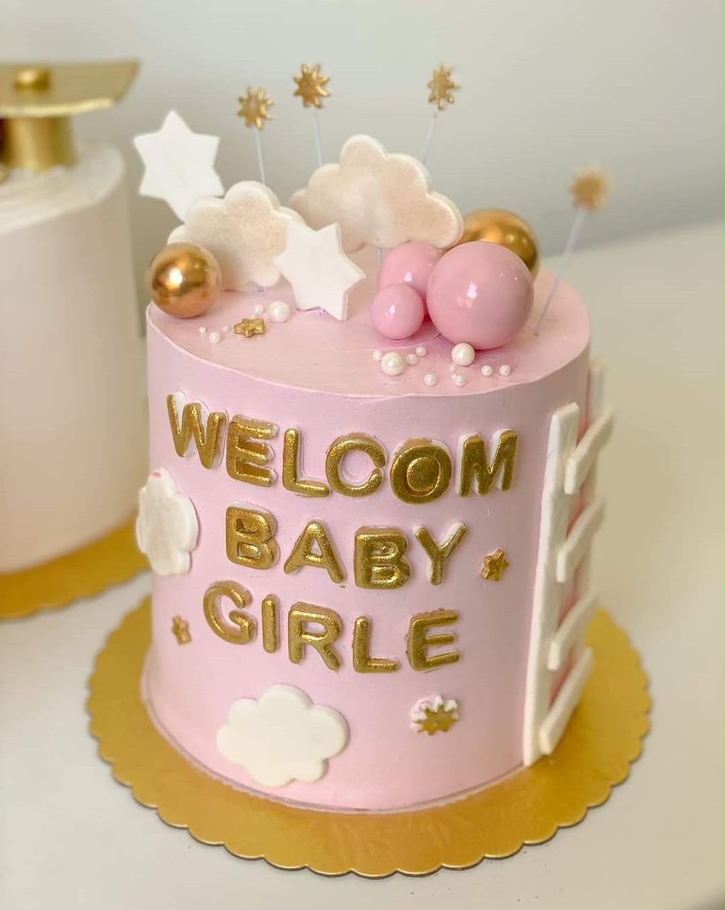 Welcome girl cake